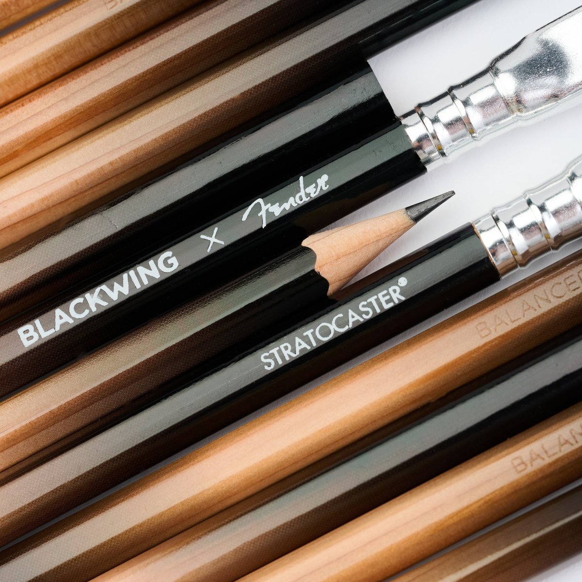 Blackwing - Fender Sunburst Stratocaster Collection - Box of 12