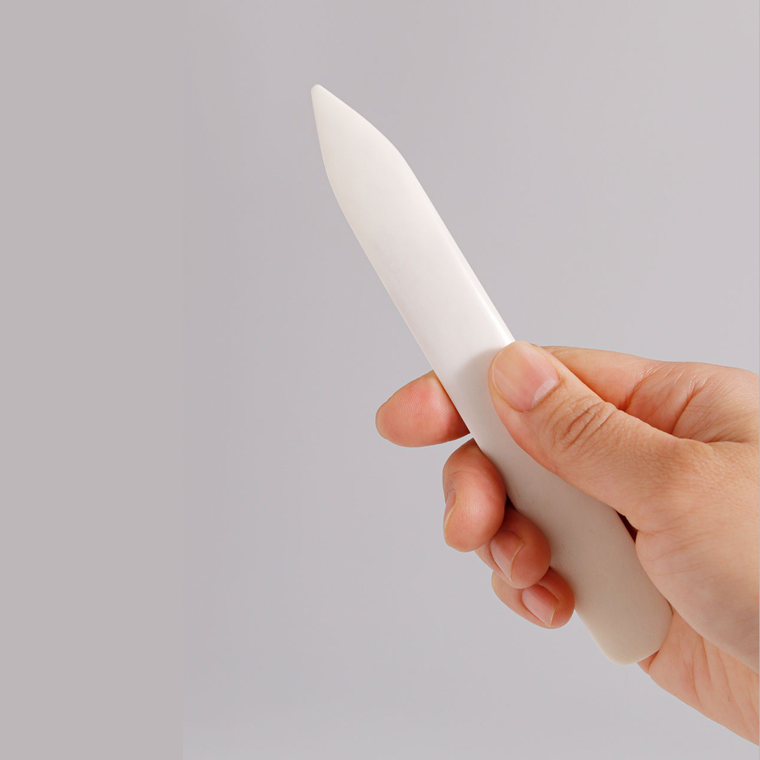 Outil de pliage d'os